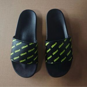Davinci Slides - Black